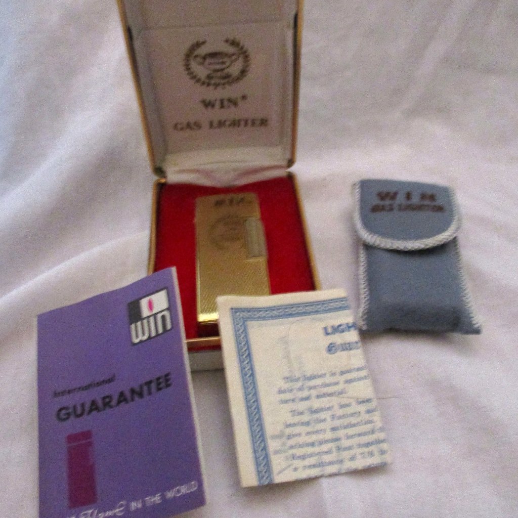 Vintage New In Box Vintage Stock Win Lighter Foreign Deluxe Gas W Guarantee
